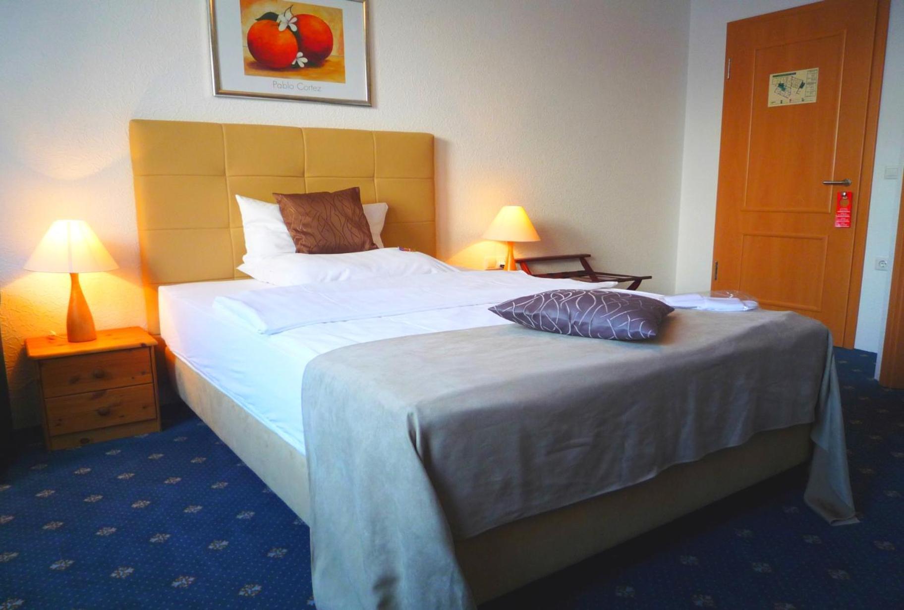 Hotel Abalone Remscheid Exterior photo